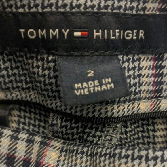 Tommy Hilfiger Grey Plaid Pants, Size 2, Straight Leg, Size Zipper/Button - Picture 8 of 8
